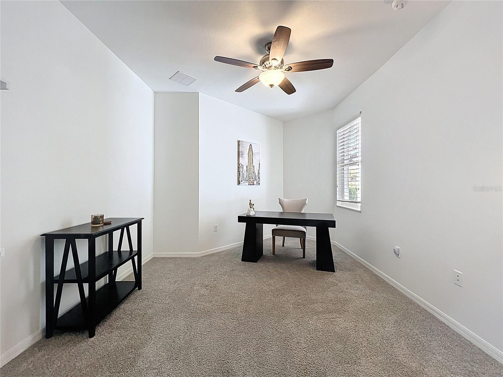 Image 23 of 39 For 1077 Lascala Drive