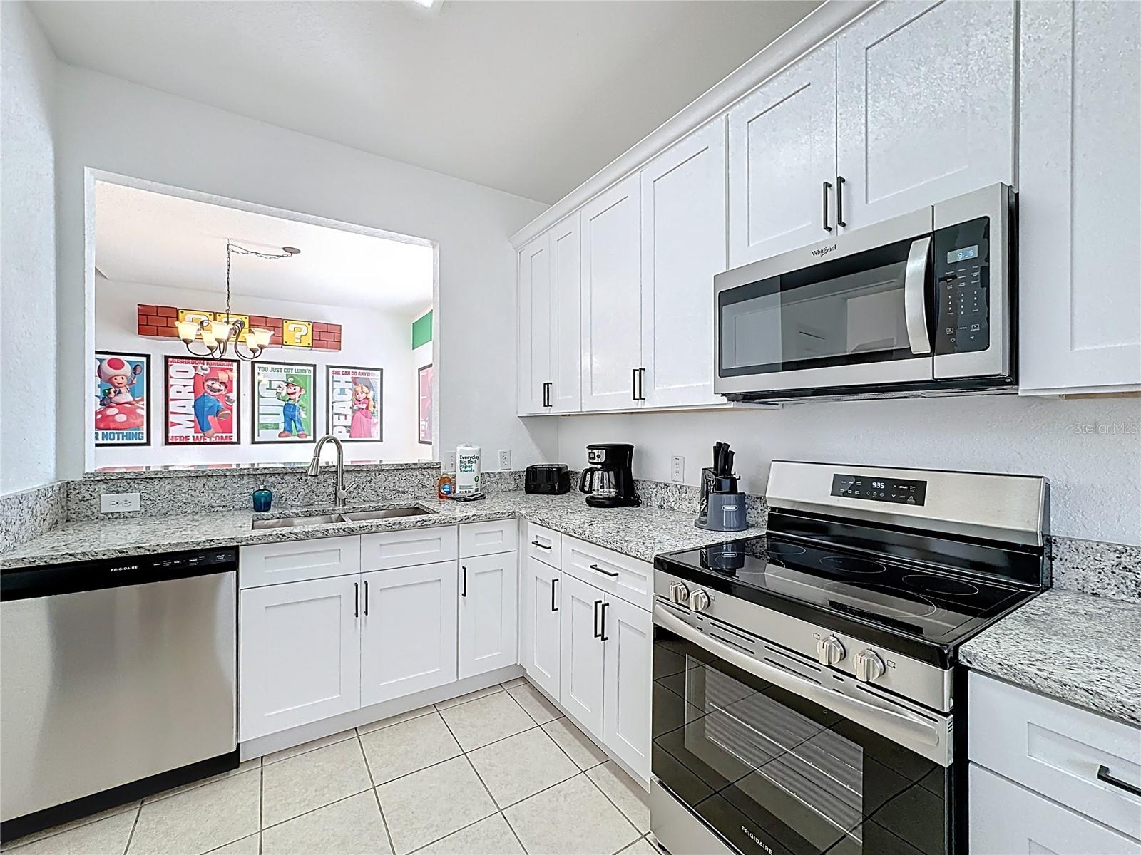 Image 11 of 100 For 7788 Basnett Circle