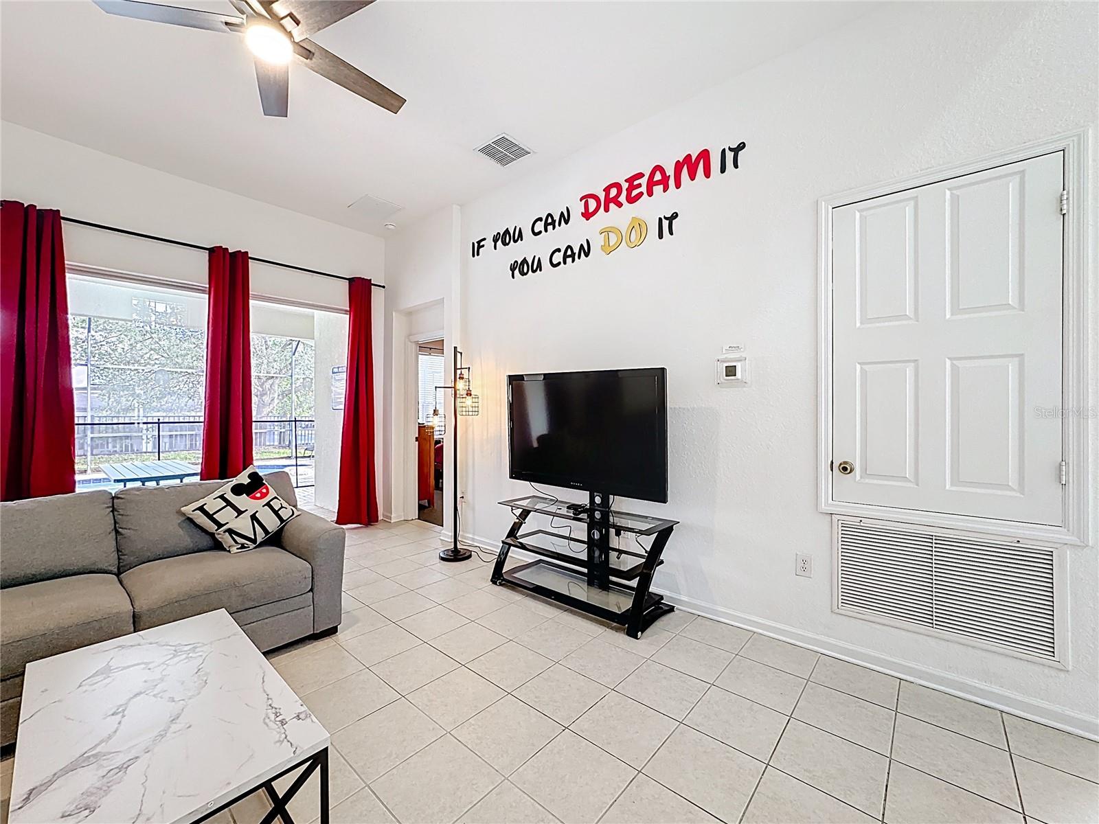 Image 21 of 100 For 7788 Basnett Circle