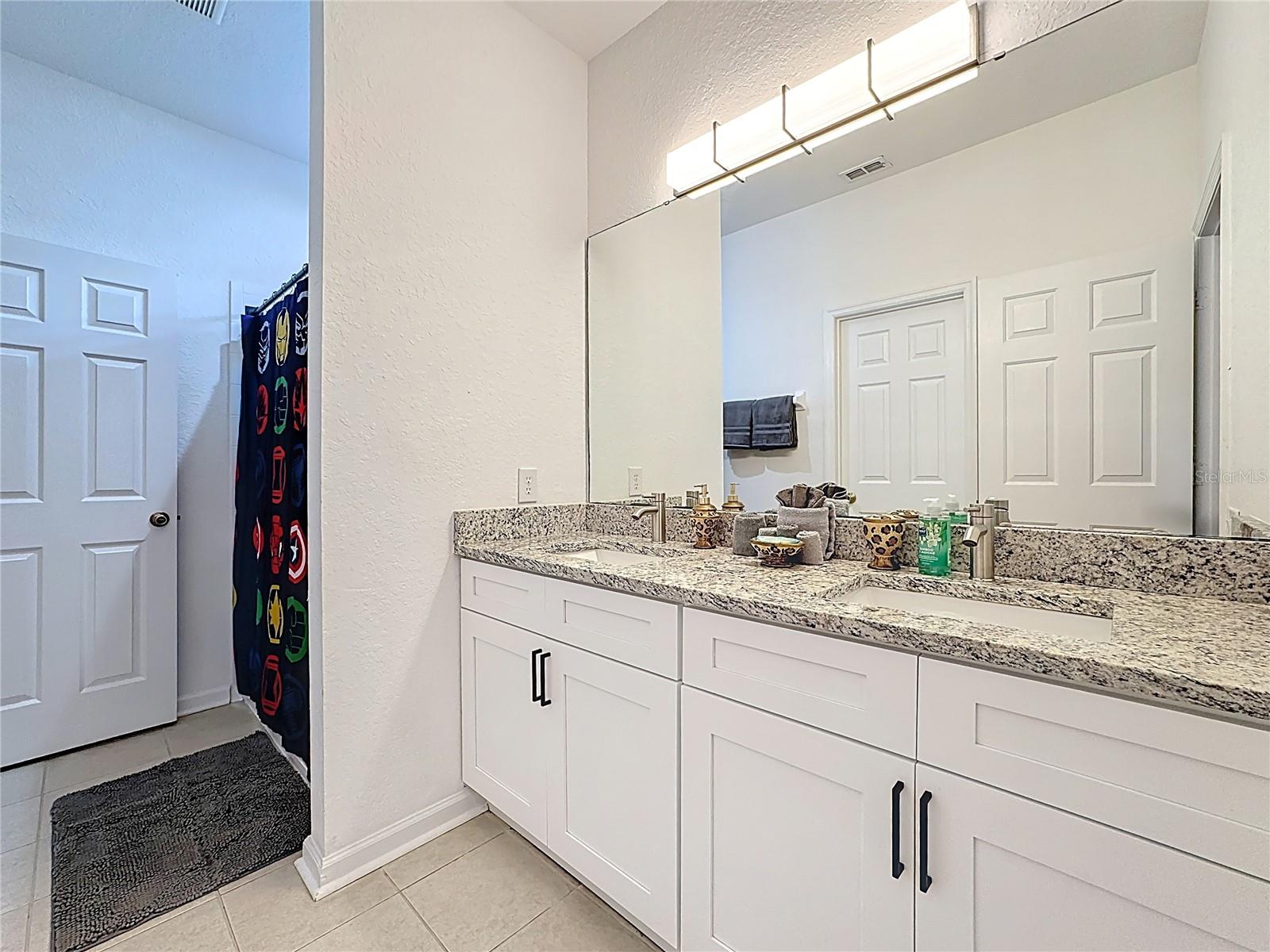 Image 38 of 100 For 7788 Basnett Circle