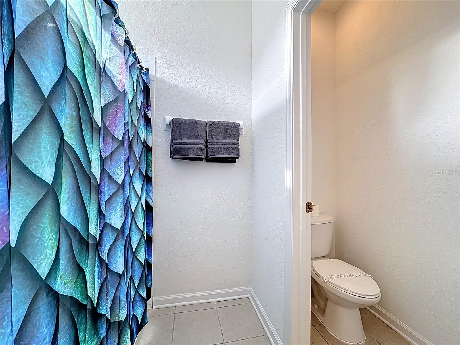 Image 46 of 100 For 7788 Basnett Circle