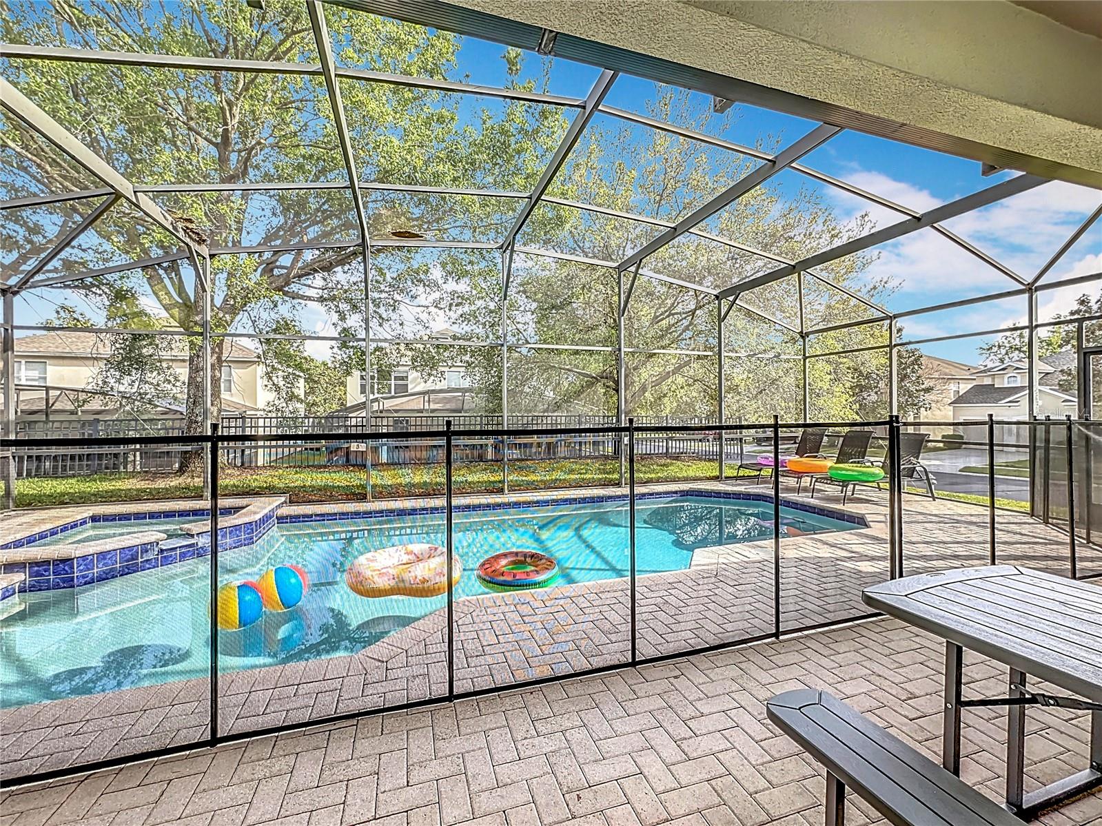 Image 64 of 100 For 7788 Basnett Circle