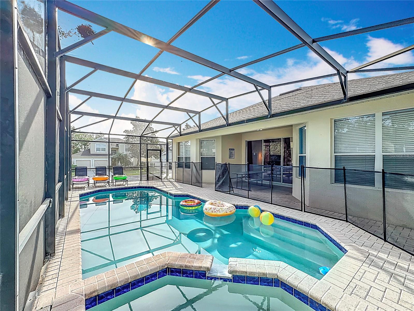 Image 67 of 100 For 7788 Basnett Circle