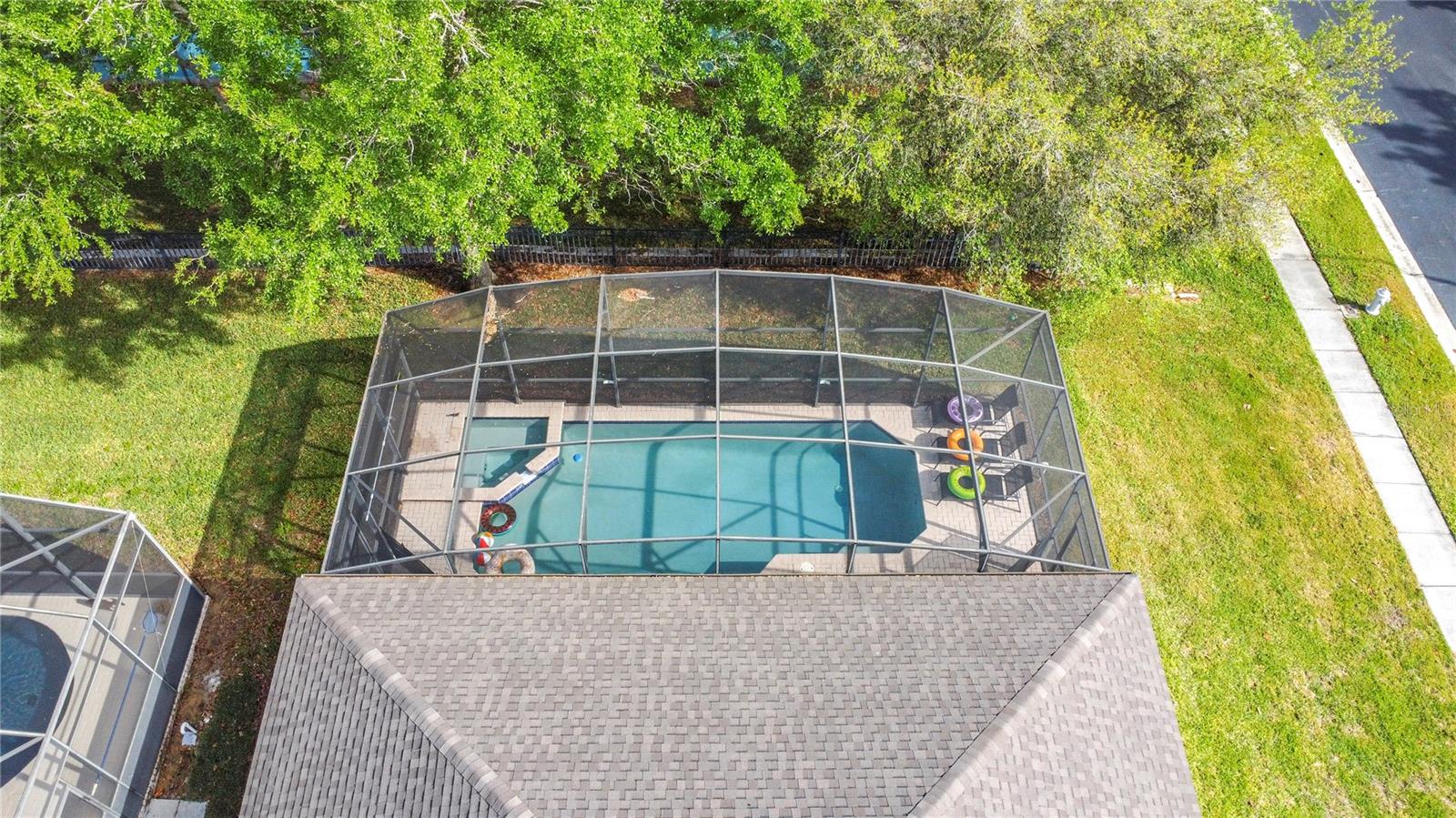 Image 69 of 100 For 7788 Basnett Circle