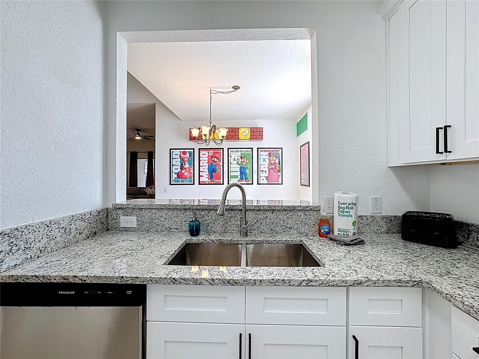 Image 9 of 100 For 7788 Basnett Circle