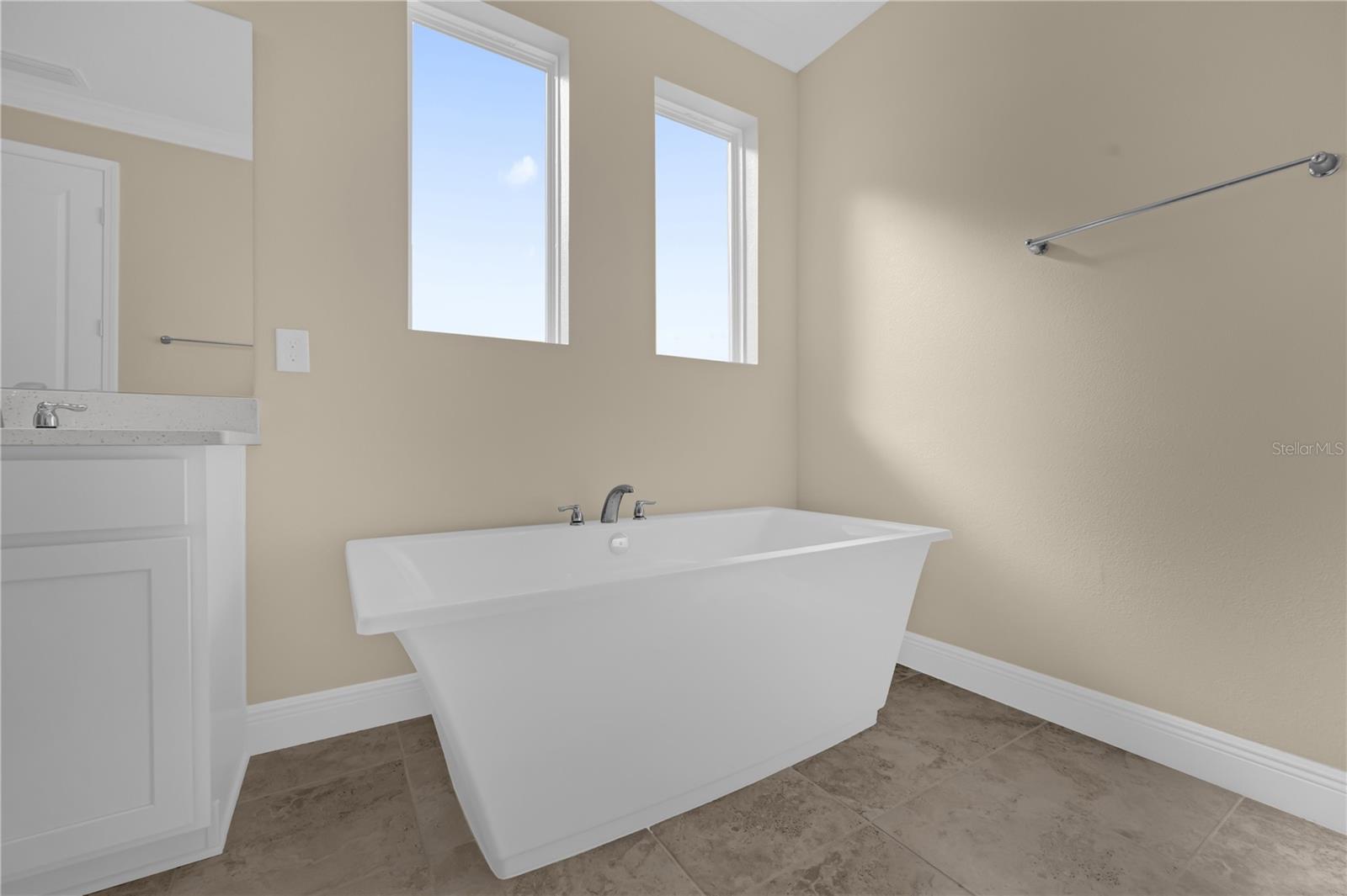 Image 21 of 66 For 2136 Keystone Pass Boulevard