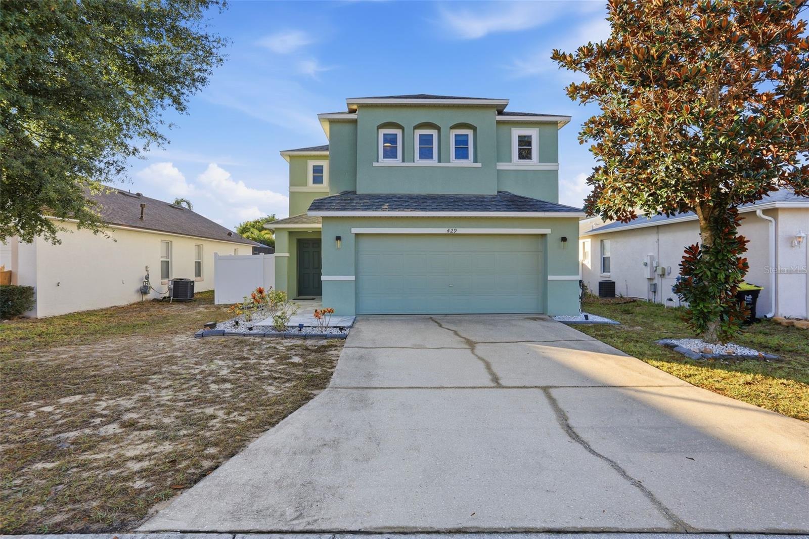 Image 4 of 45 For 429 Rona Lane