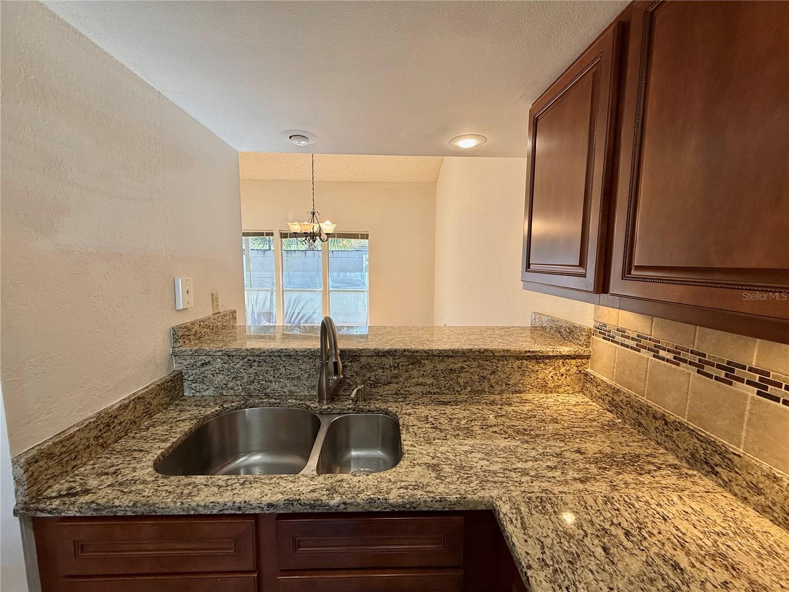 Image 10 of 50 For 200 Sabal Palm Place 200