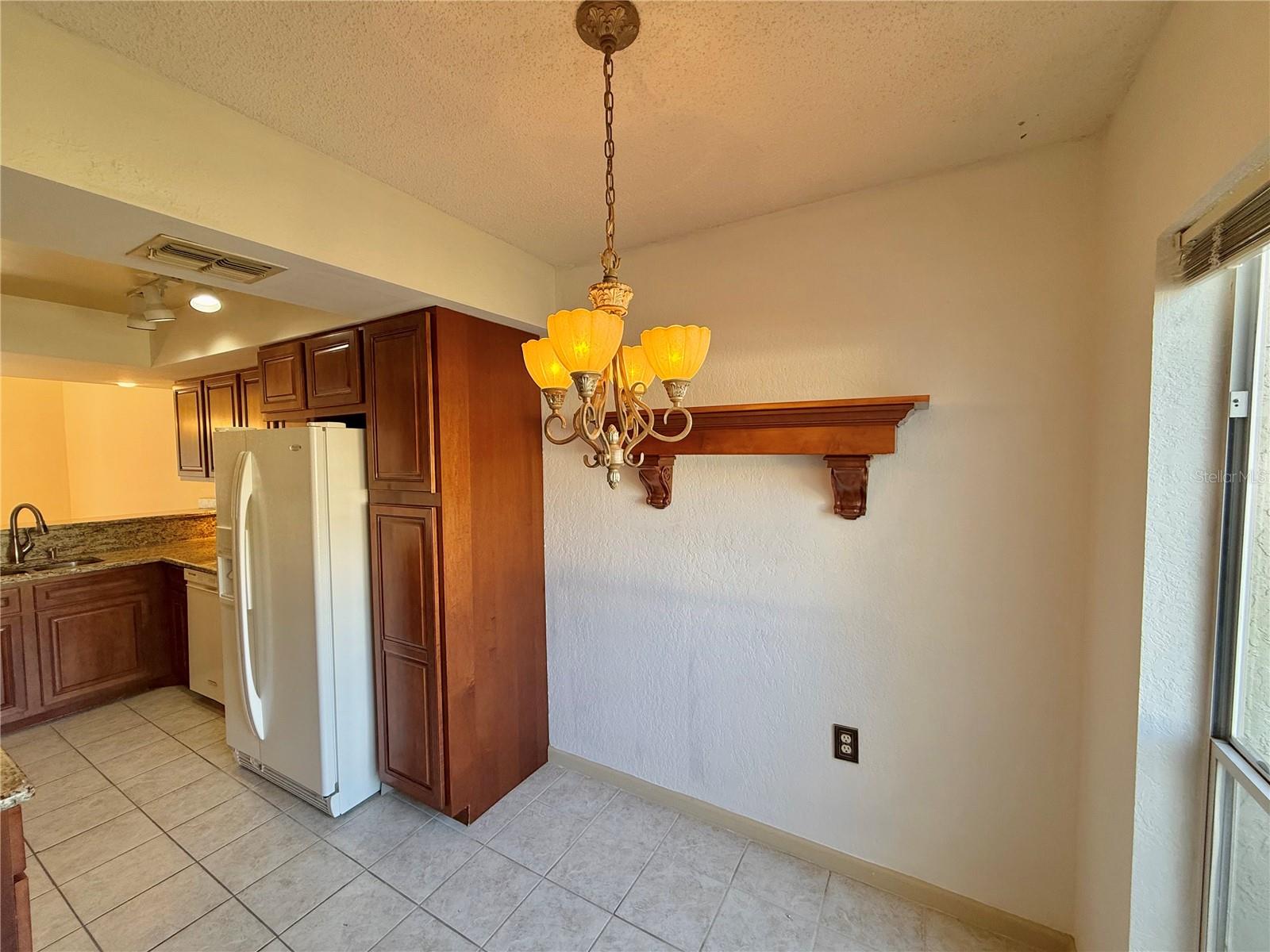 Image 13 of 50 For 200 Sabal Palm Place 200