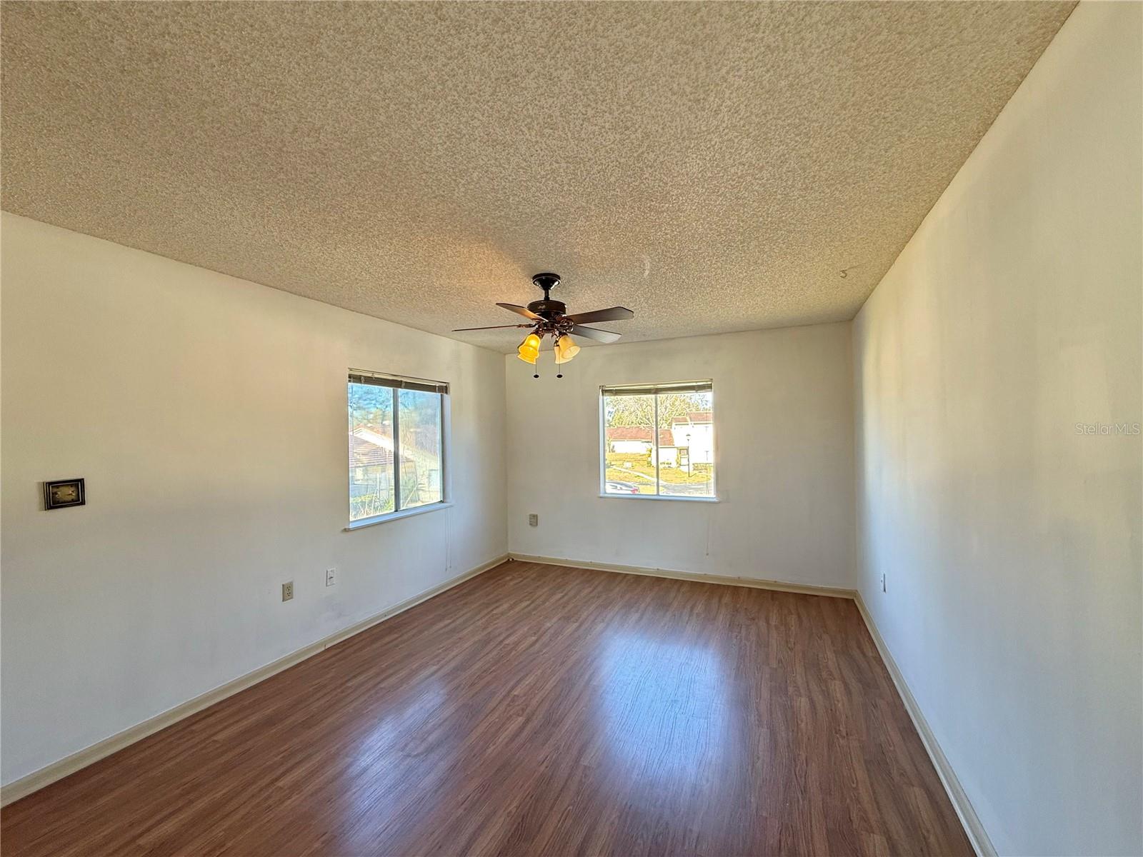 Image 15 of 50 For 200 Sabal Palm Place 200