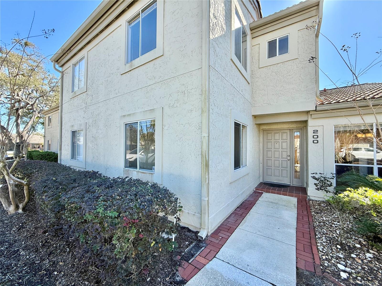 Image 24 of 50 For 200 Sabal Palm Place 200