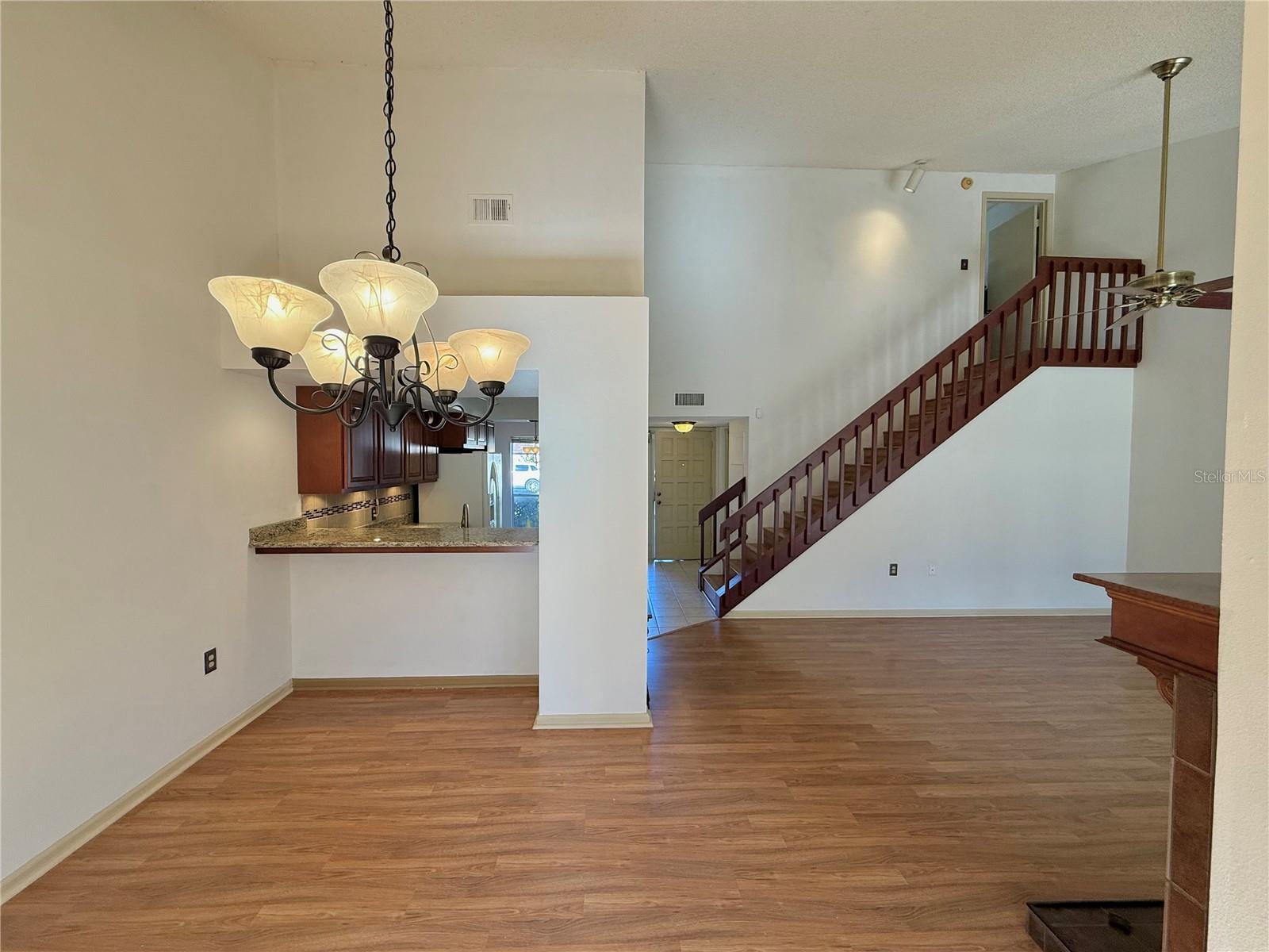 Image 6 of 50 For 200 Sabal Palm Place 200