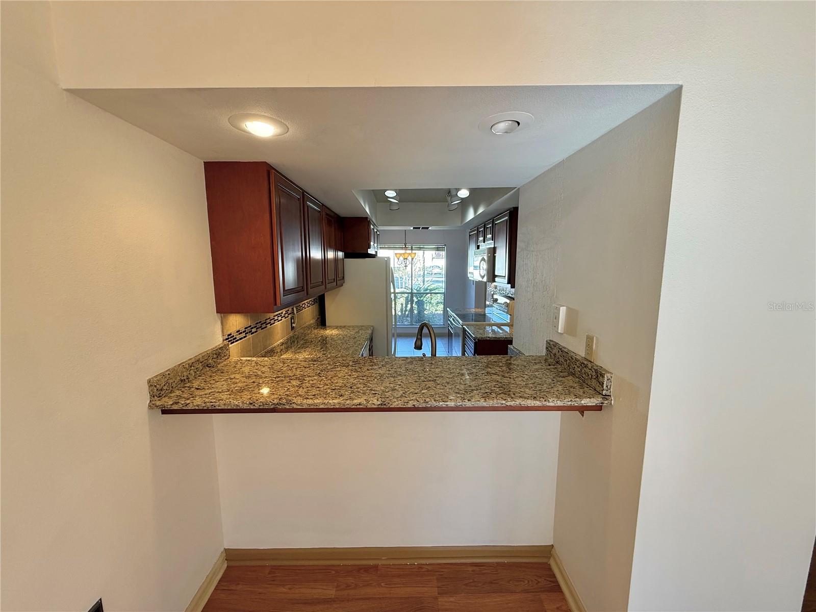 Image 7 of 50 For 200 Sabal Palm Place 200