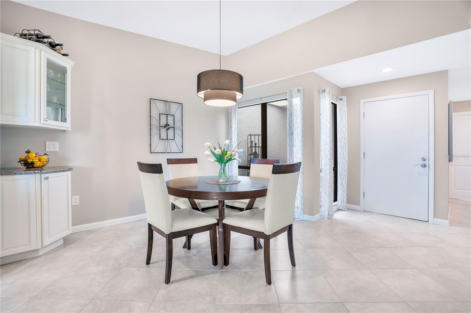 Image 12 of 66 For 4013 Catalina Drive 4013