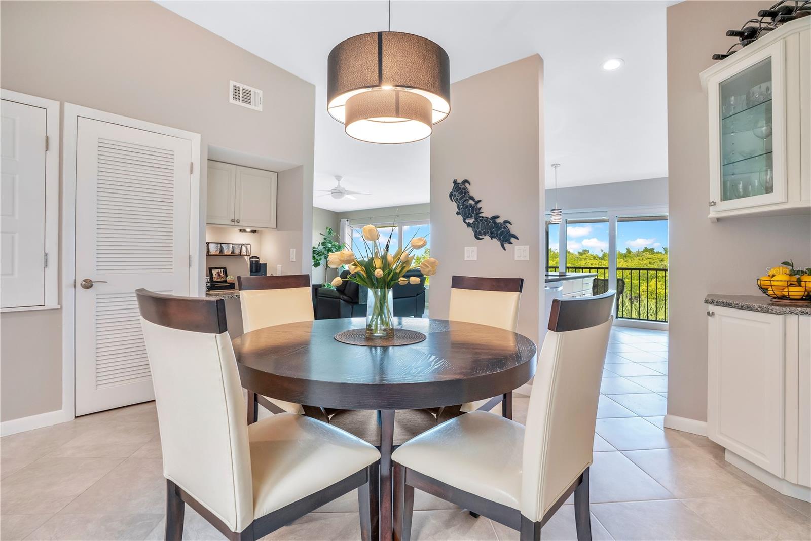 Image 15 of 66 For 4013 Catalina Drive 4013