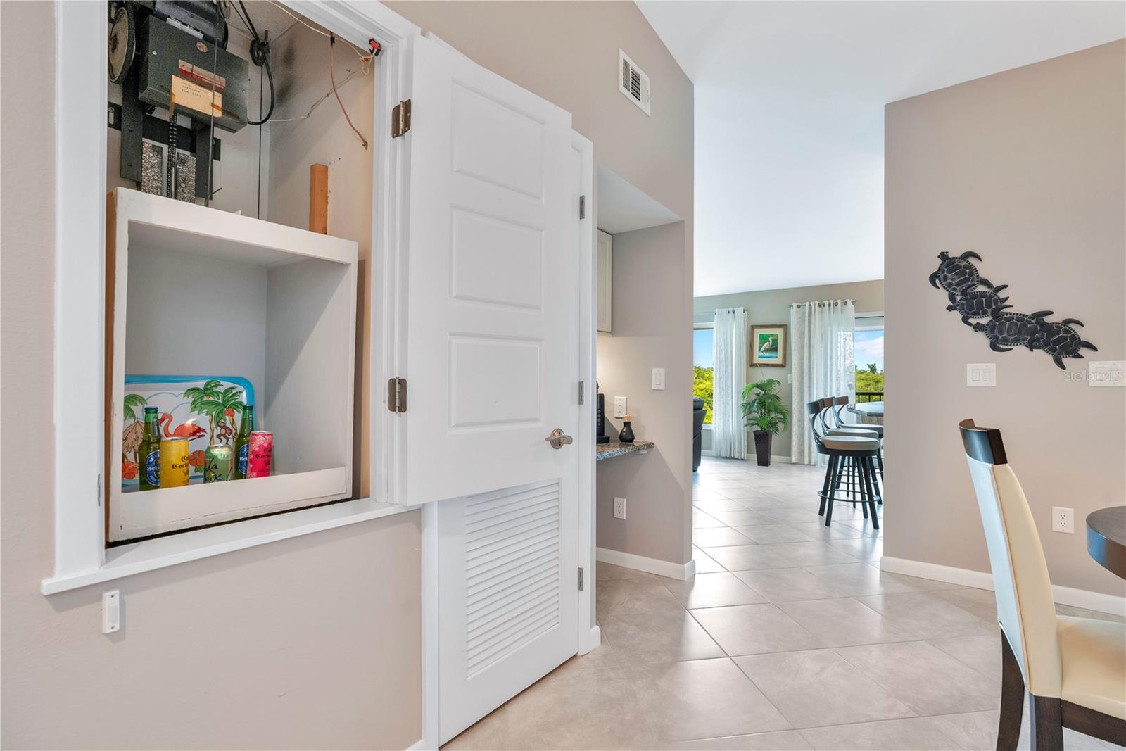 Image 16 of 66 For 4013 Catalina Drive 4013