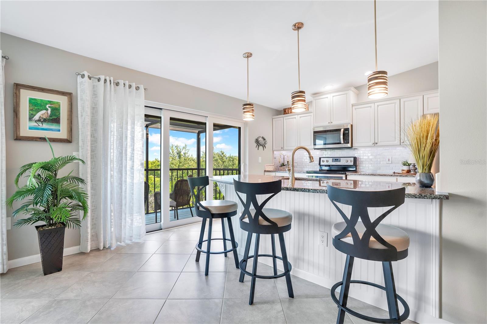 Image 18 of 66 For 4013 Catalina Drive 4013