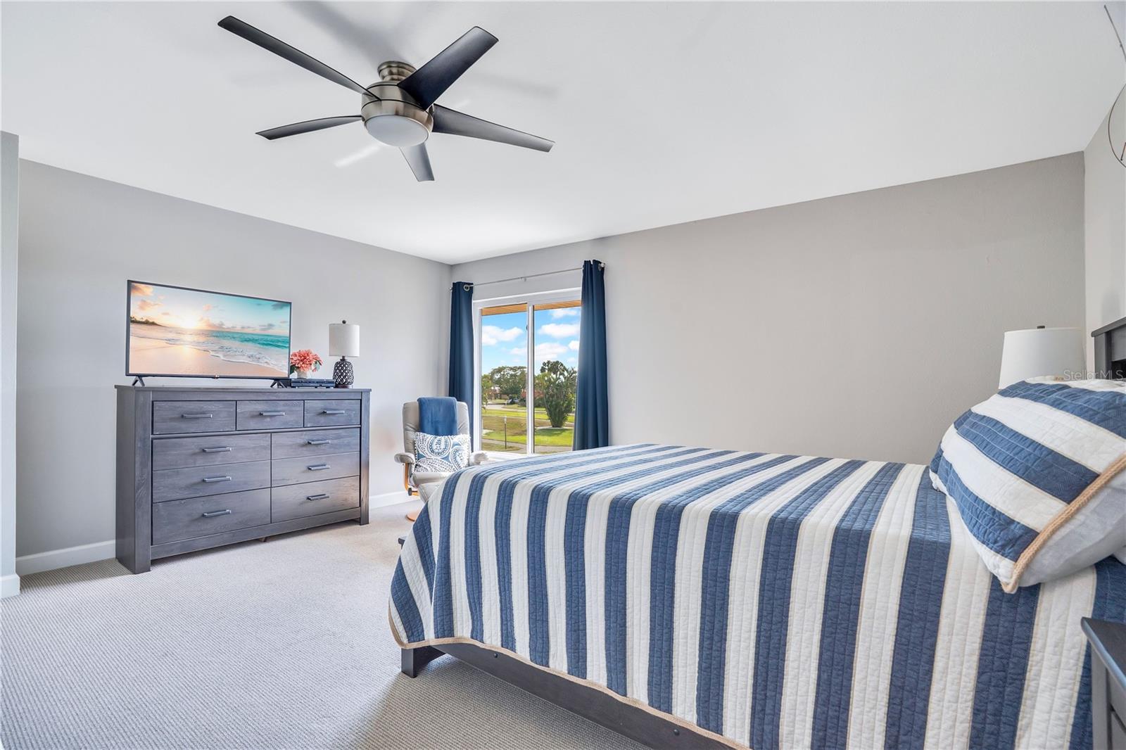 Image 30 of 66 For 4013 Catalina Drive 4013