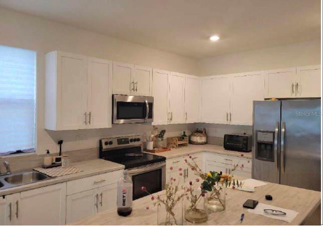 Image 3 of 10 For 25190 107th Avenue