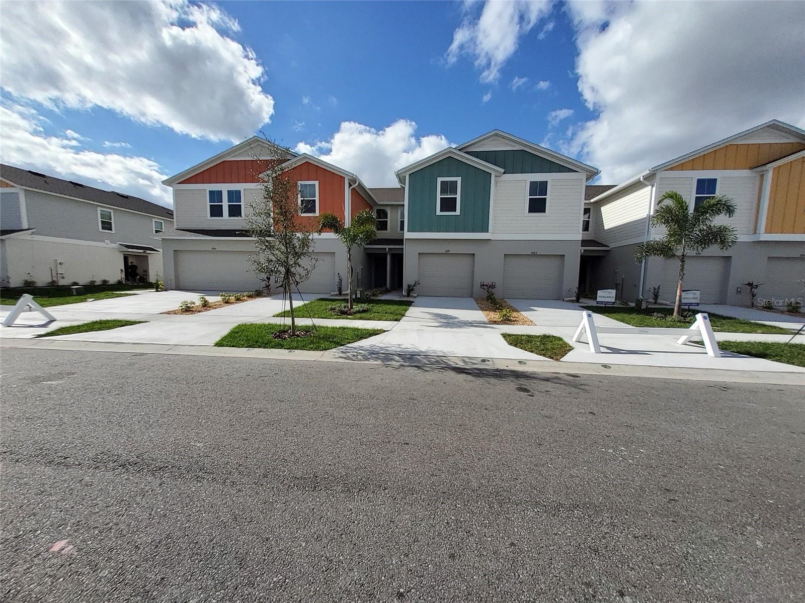 Image 2 of 27 For 3727 King Hill Drive