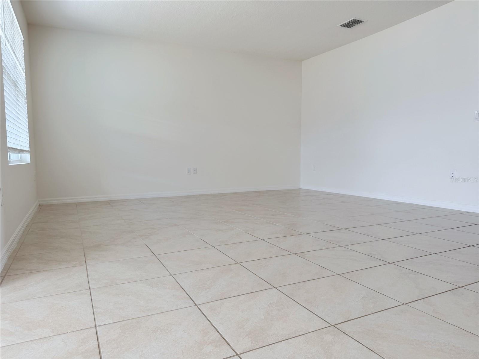 Image 22 of 39 For 1656 Bay Breeze Drive