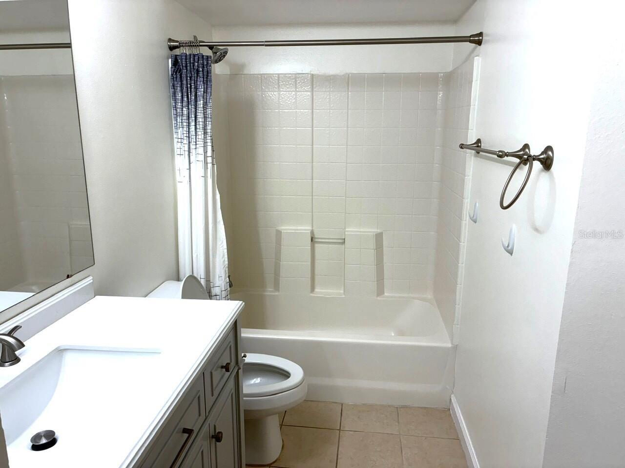 Image 28 of 33 For 12307 Lantana Park Lane 102