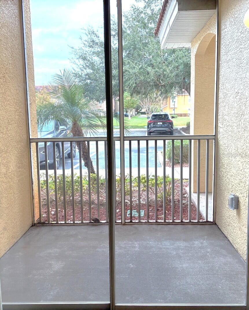 Image 6 of 33 For 12307 Lantana Park Lane 102