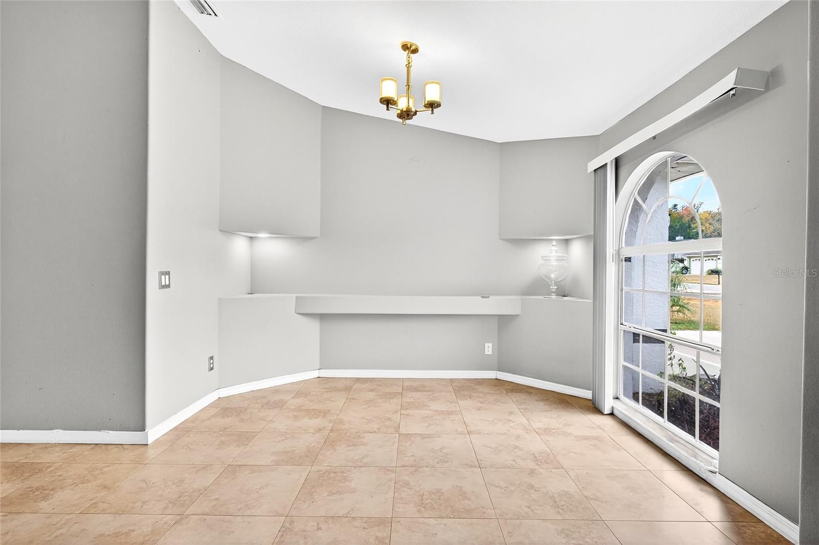 Image 5 of 41 For 7839 63rd Avenue Road