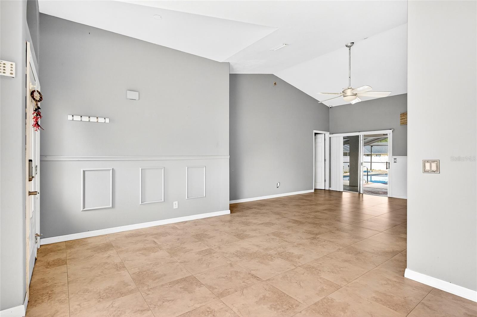 Image 7 of 41 For 7839 63rd Avenue Road