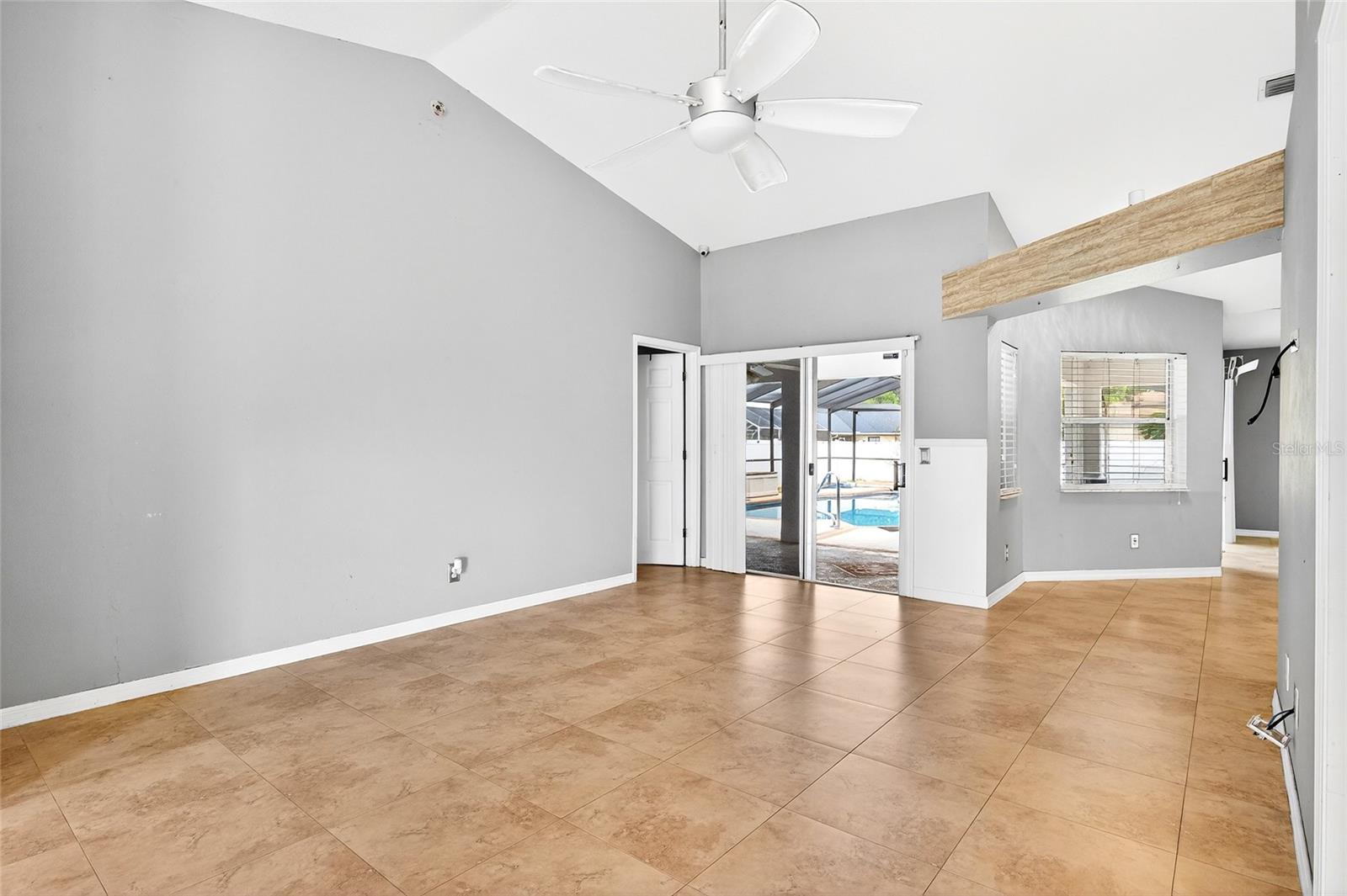 Image 8 of 41 For 7839 63rd Avenue Road