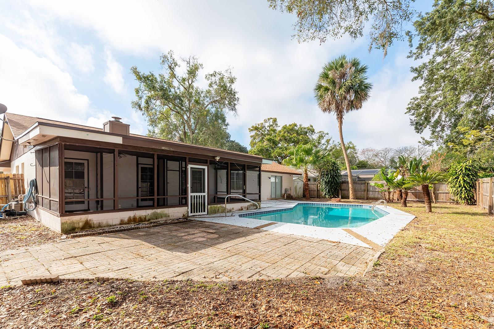 Image 6 of 22 For 1510 Kenlyn Drive