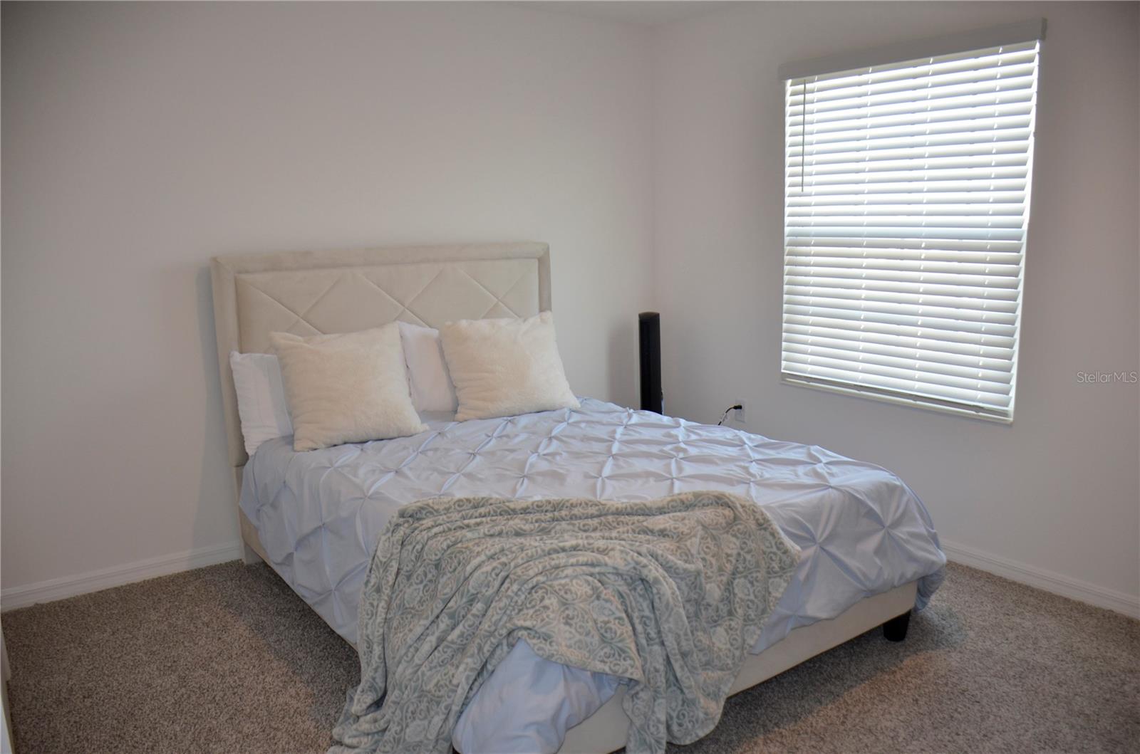 Image 27 of 45 For 6877 Wilson Hammock Avenue