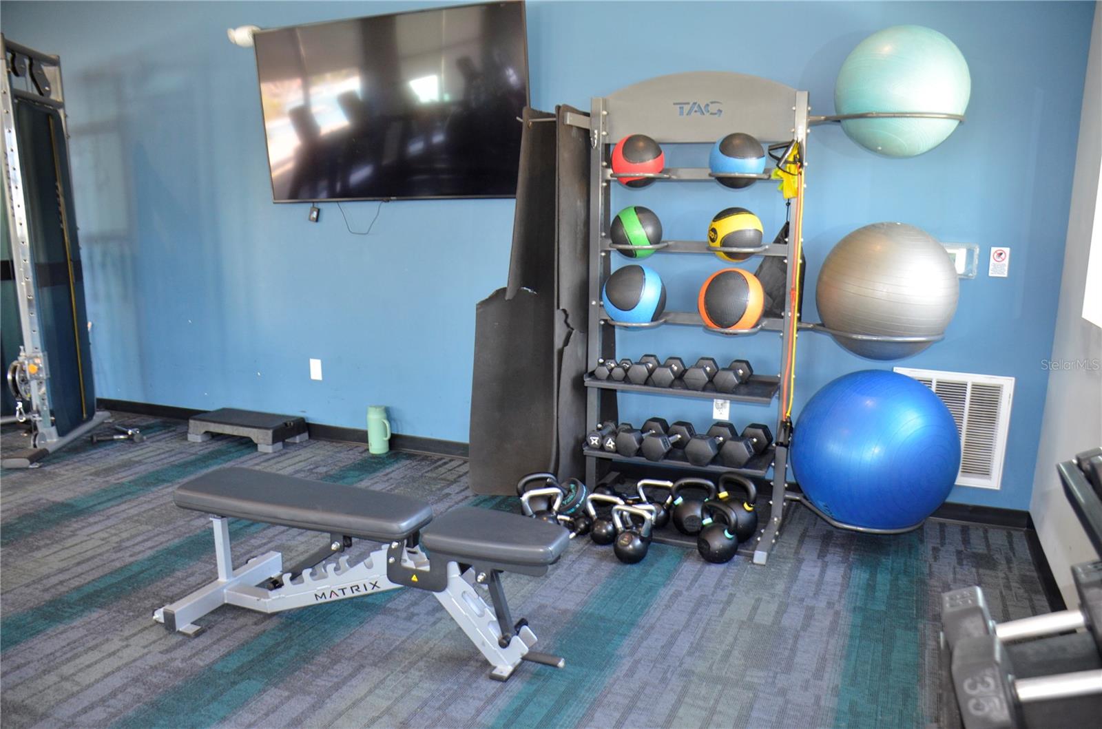 Image 40 of 45 For 6877 Wilson Hammock Avenue