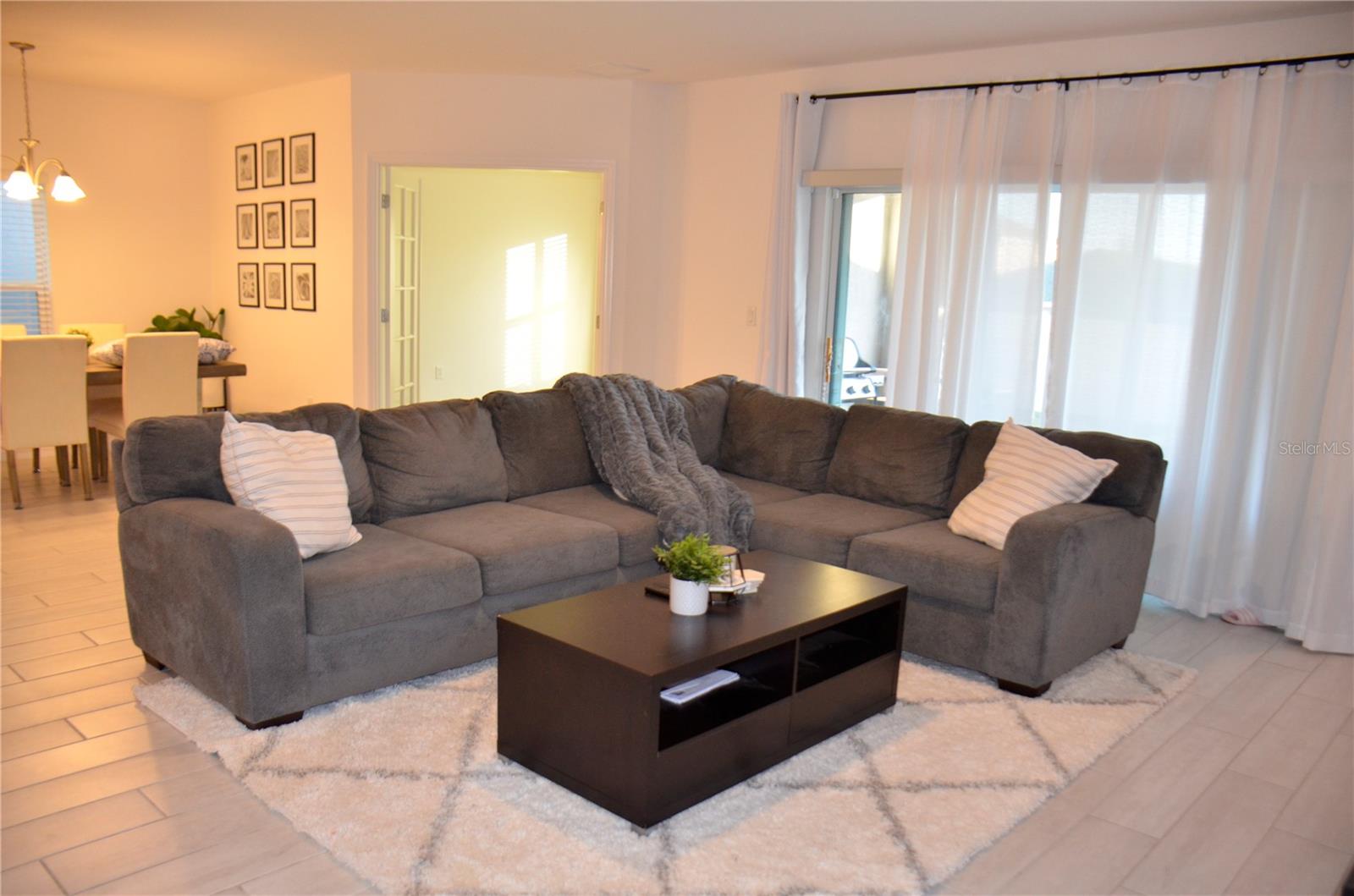 Image 7 of 45 For 6877 Wilson Hammock Avenue