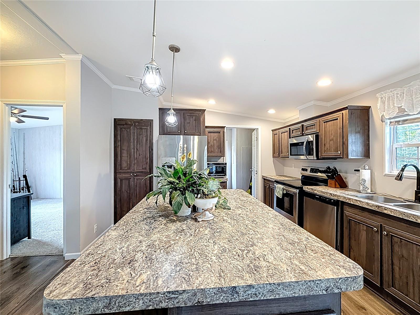 Image 27 of 66 For 25454 46th Avenue