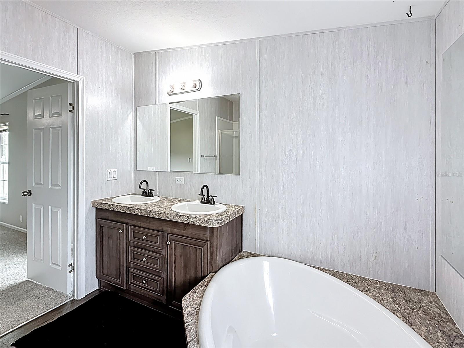 Image 41 of 66 For 25454 46th Avenue