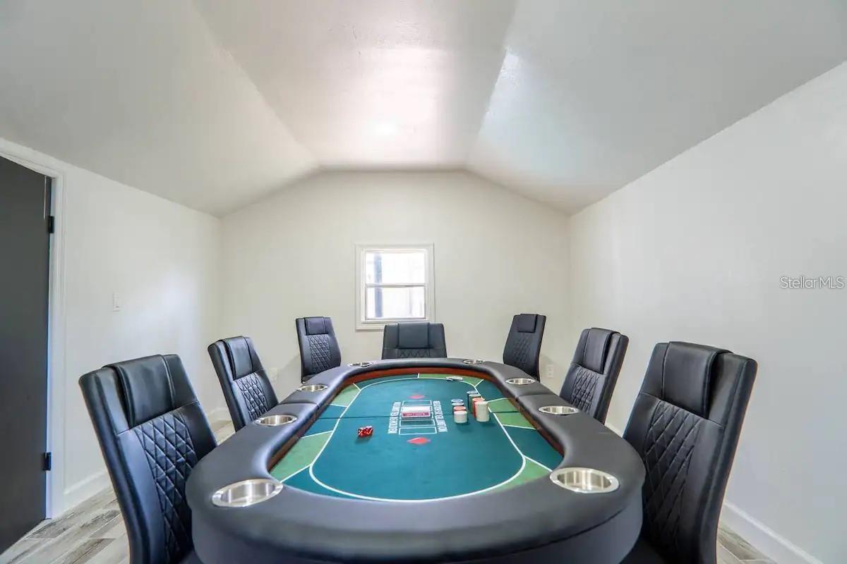 Image 19 of 33 For 1118 Overdale Street