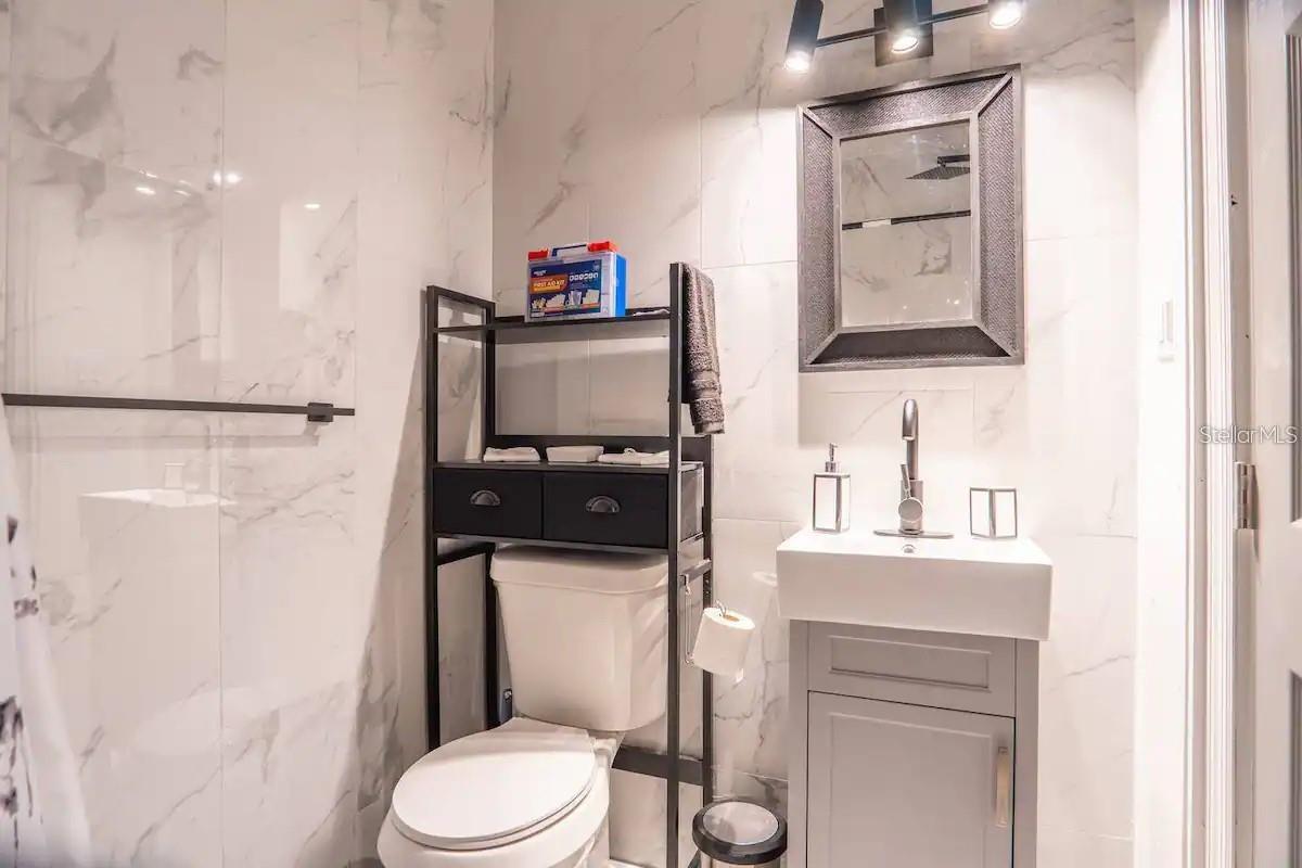 Image 26 of 33 For 1118 Overdale Street