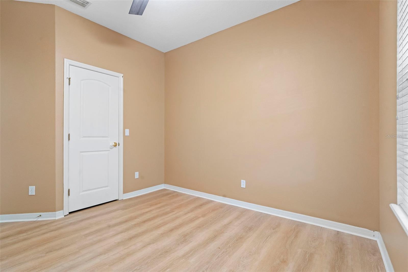 Image 30 of 56 For 6718 Romney Lane