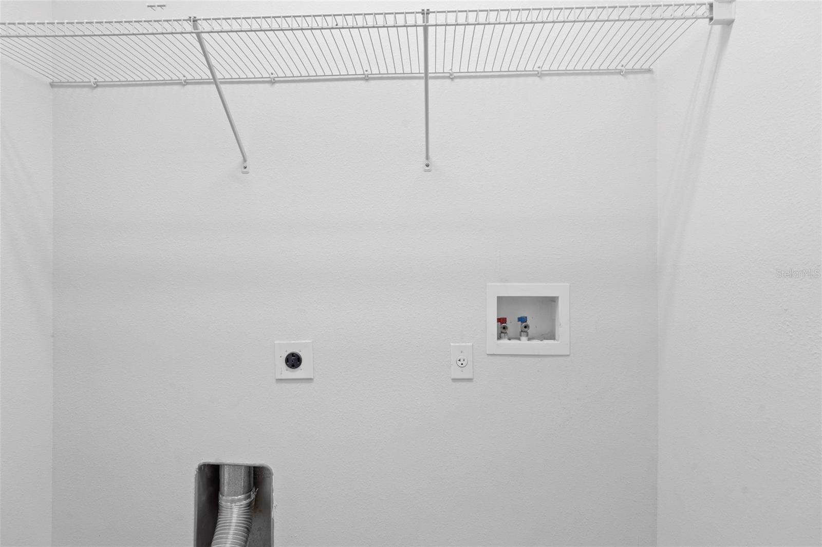 Image 36 of 56 For 6718 Romney Lane