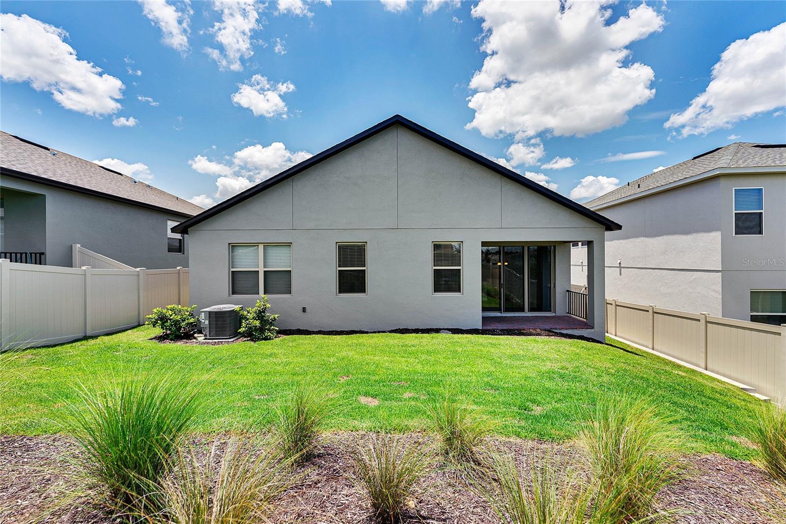 Image 18 of 25 For 17014 Crestmont Boulevard