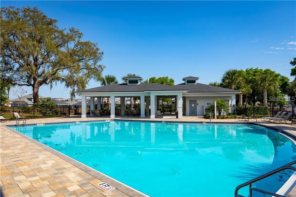 Image 22 of 25 For 17014 Crestmont Boulevard