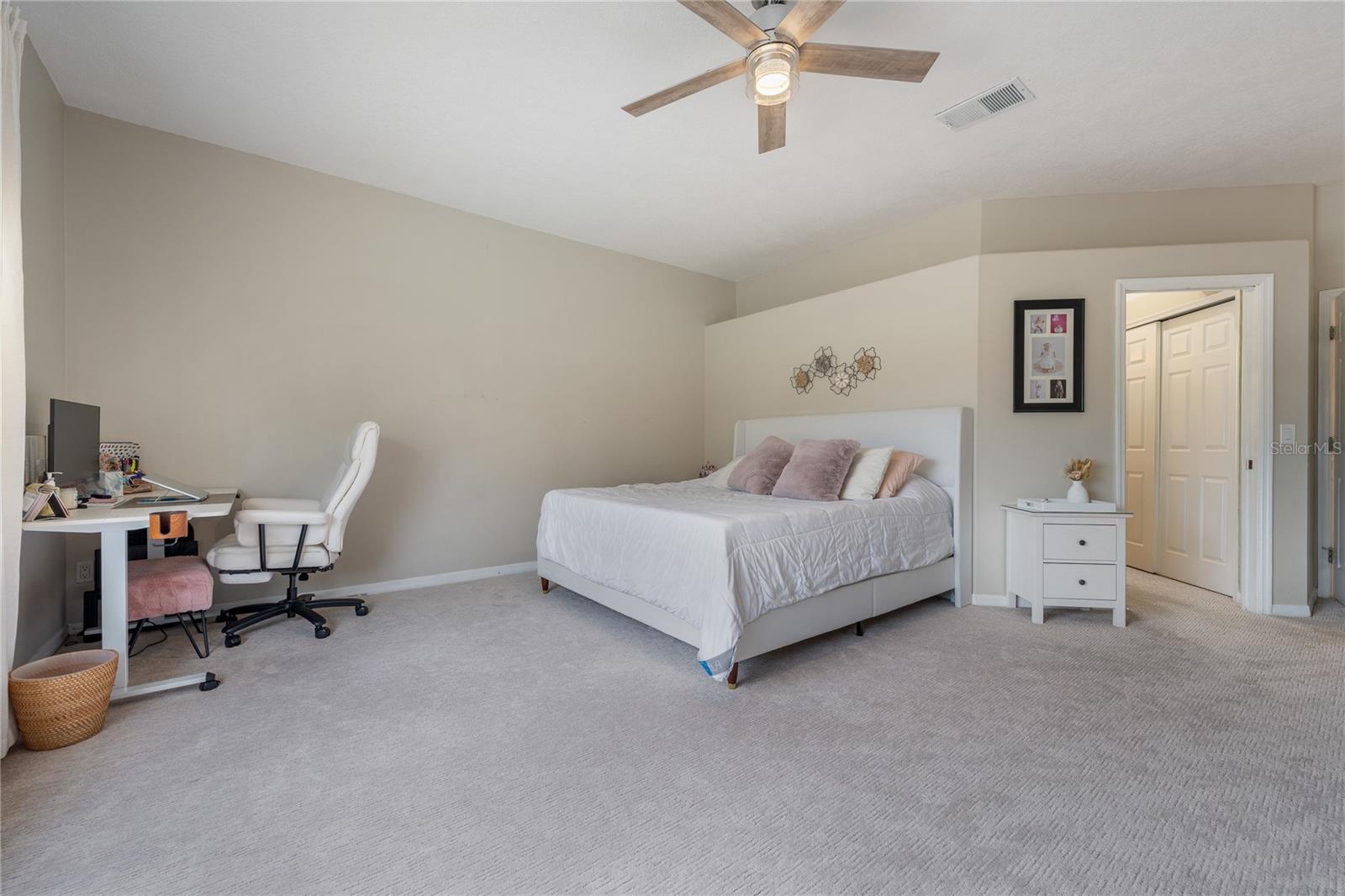 Image 12 of 34 For 1524 The Oaks Boulevard