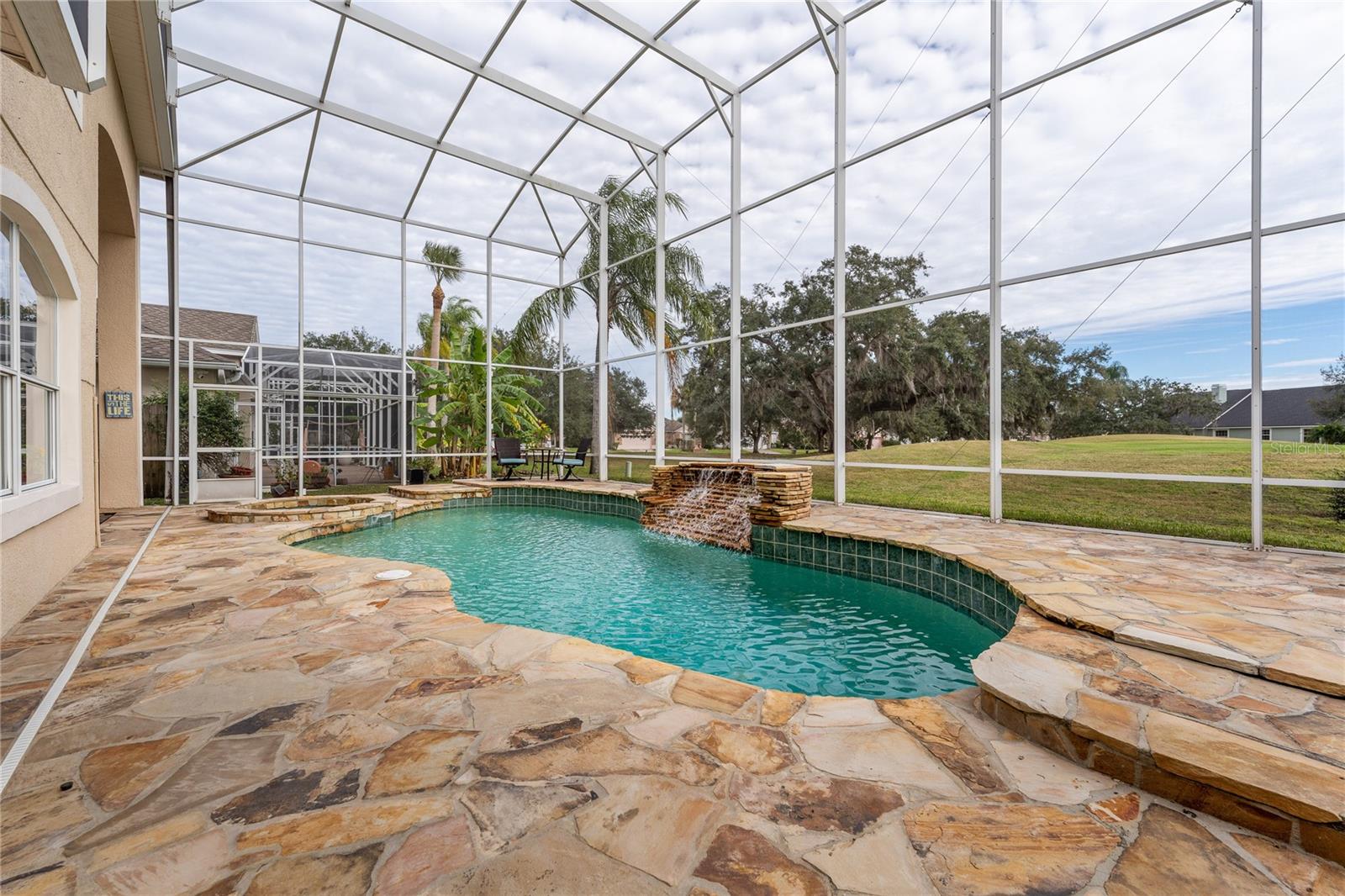 Image 24 of 34 For 1524 The Oaks Boulevard