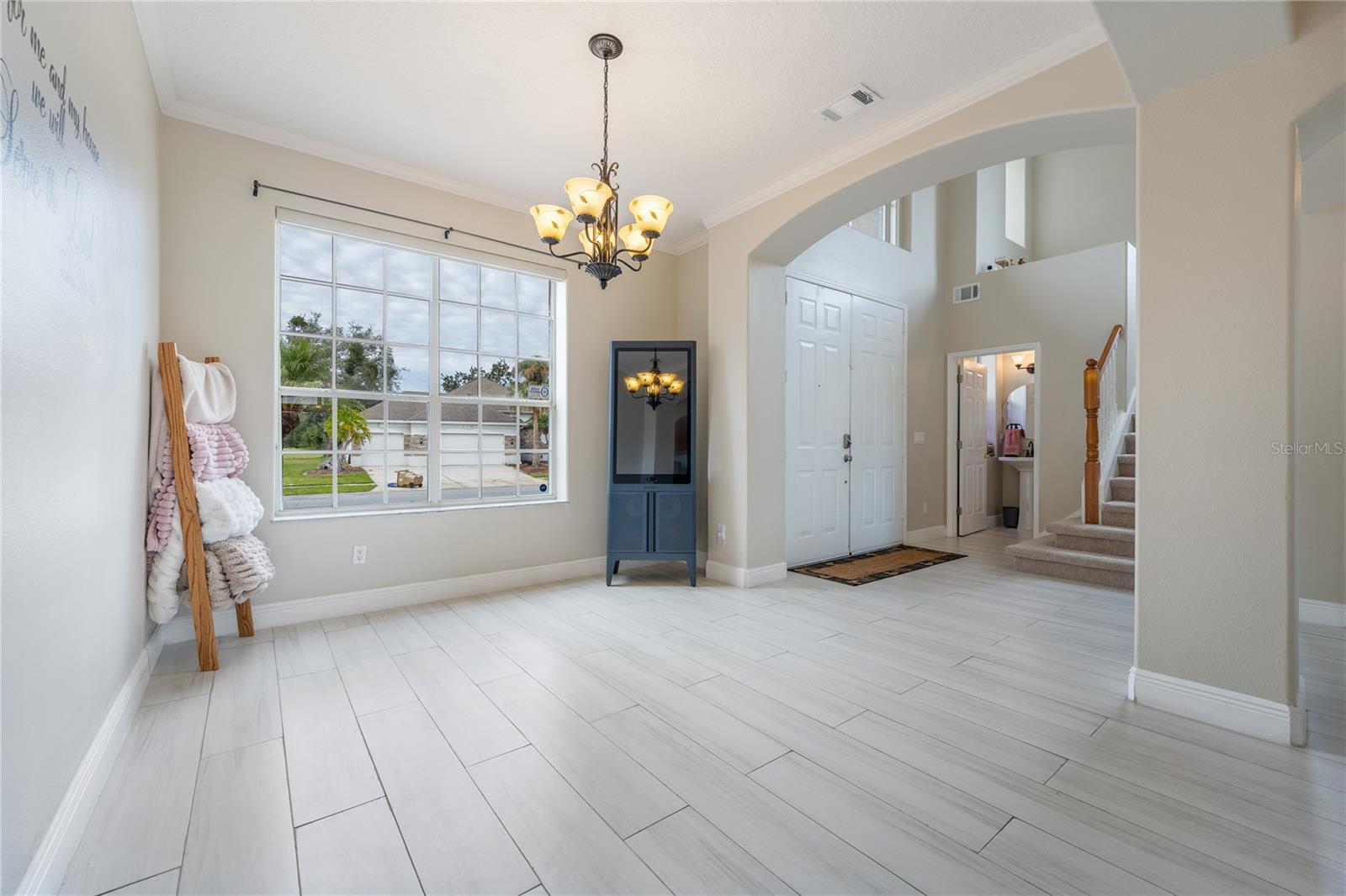 Image 5 of 34 For 1524 The Oaks Boulevard