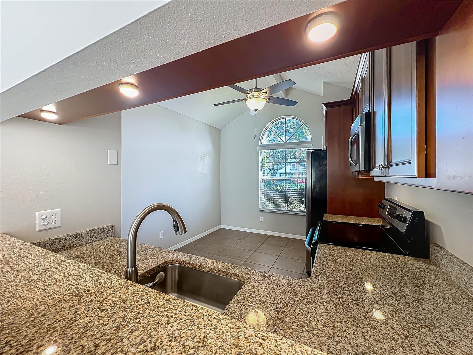 Image 13 of 47 For 1816 Meadowgold Lane