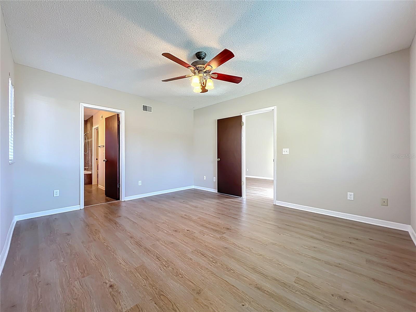 Image 16 of 47 For 1816 Meadowgold Lane