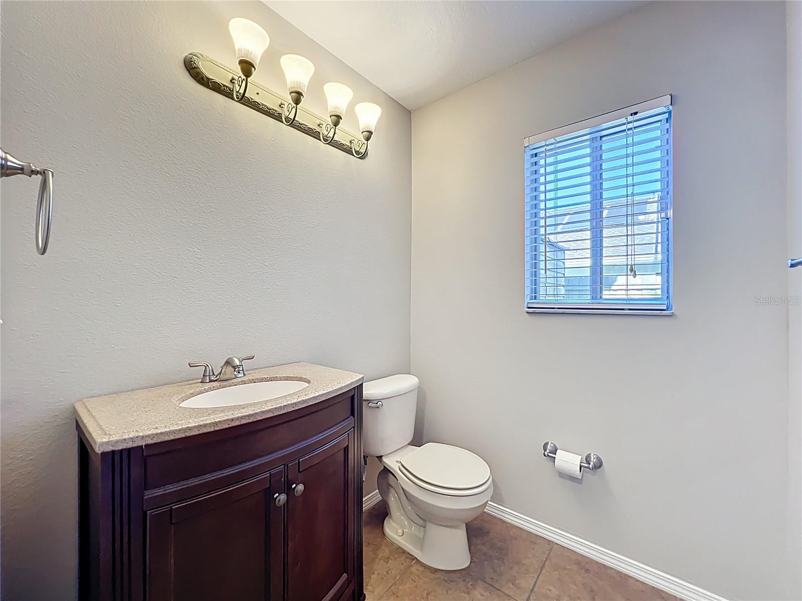 Image 32 of 47 For 1816 Meadowgold Lane