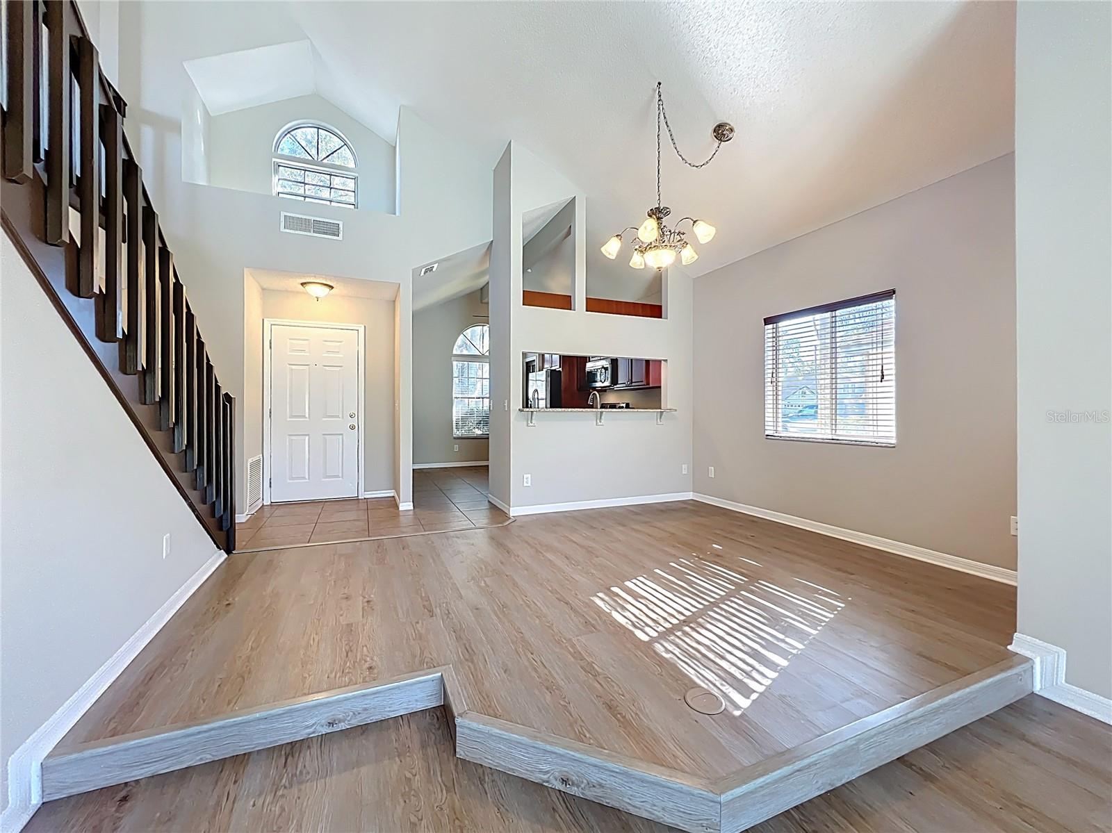 Image 8 of 47 For 1816 Meadowgold Lane