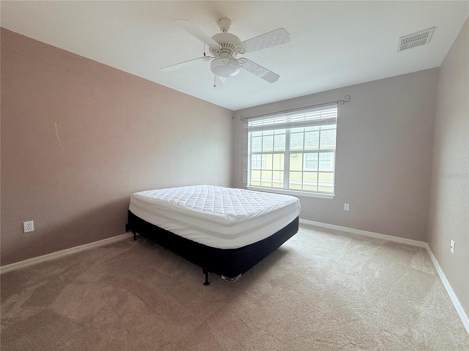 Image 10 of 16 For 100 Turpial Way 107